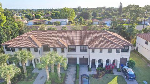 A home in Lake Worth