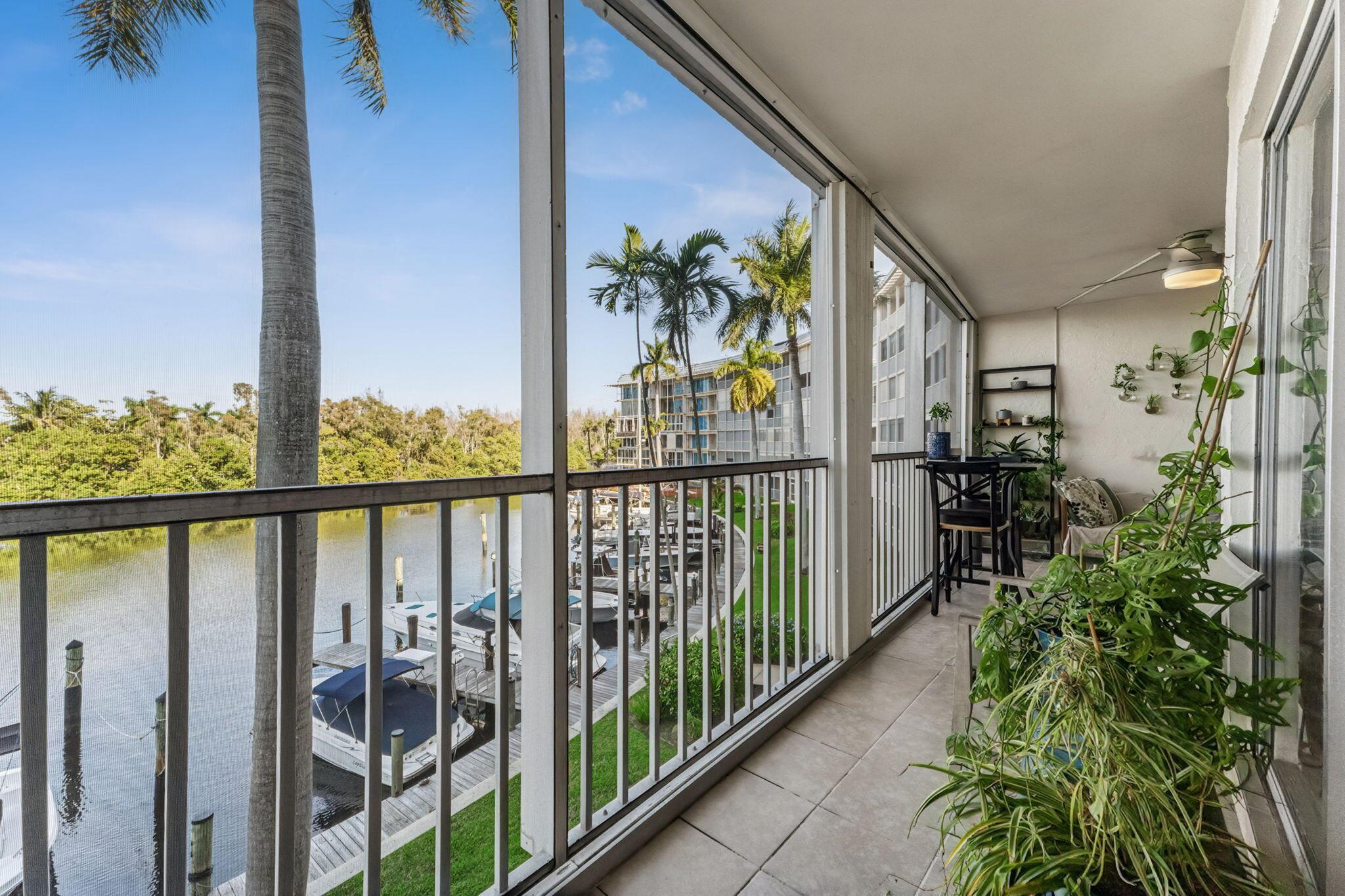 1301 E Hillsboro Boulevard 303