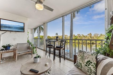 A home in Deerfield Beach