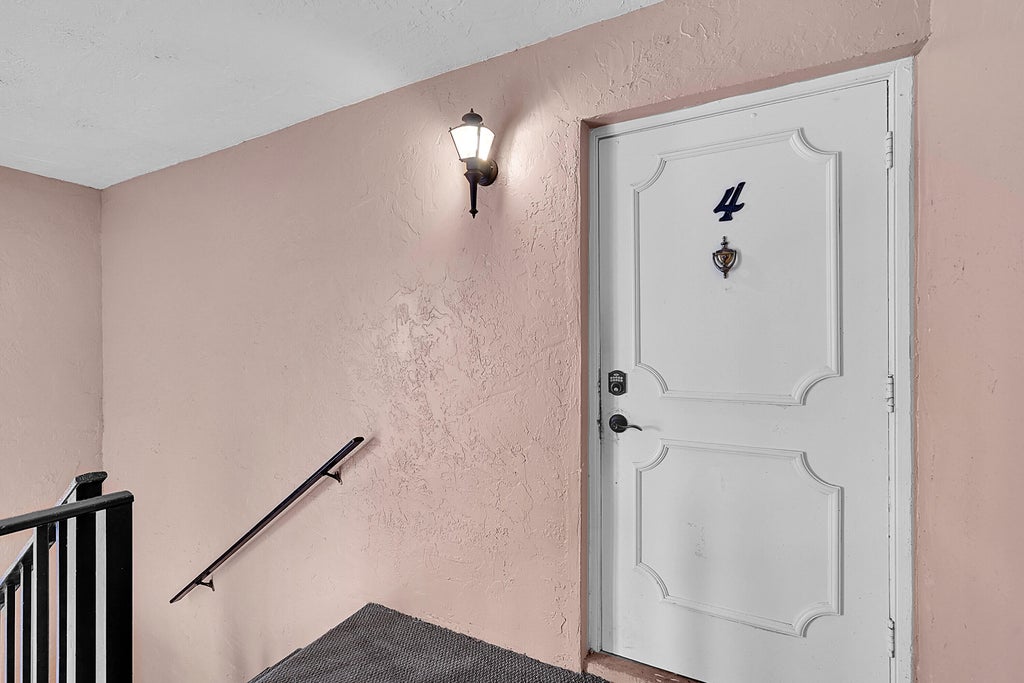 Photo of 3630 Citrus Trace #4, Davie, FL 33328 (MLS # B26057508)
