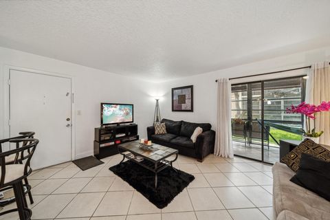 Condominium in Tamarac FL 7759 Ashmont Circle Cir 13.jpg