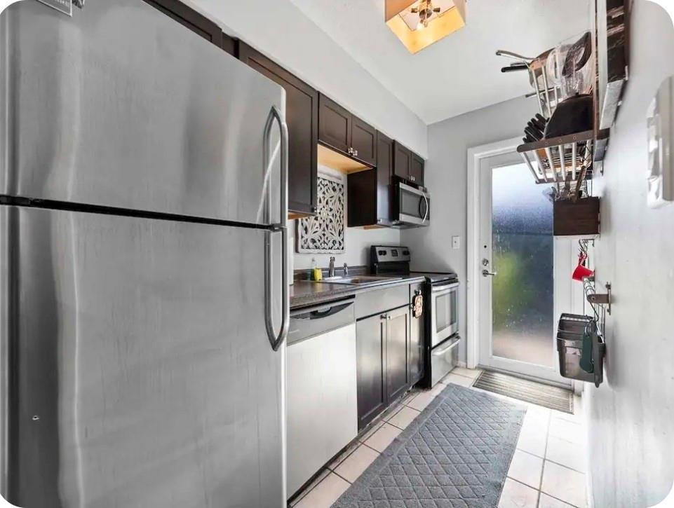 Edgewater Estates 1st Add - Residential Income