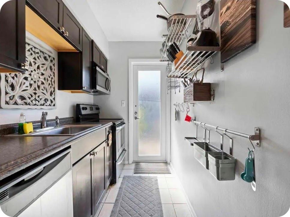 Edgewater Estates 1st Add - Residential Income