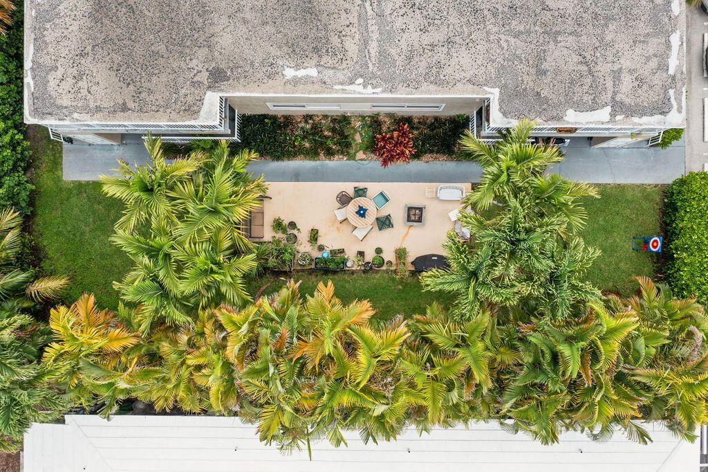 Photo of 112 Tacoma Ln #2, Palm Beach Shores, FL 33404 (MLS # R11096102)