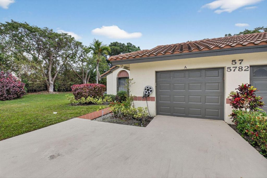 Photo of 5782 Brook Bound Lane #A, Boynton Beach, FL 33437 (MLS # R11158128)