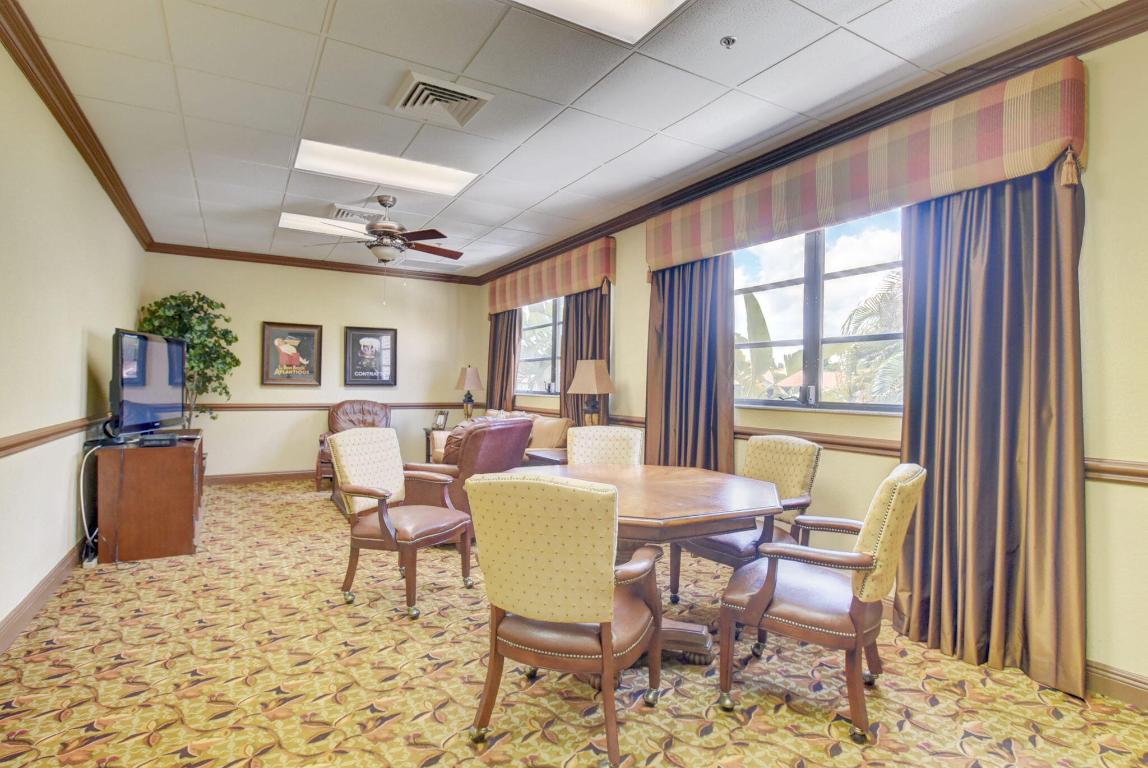 Palm Chase Lakes - Residential Lease