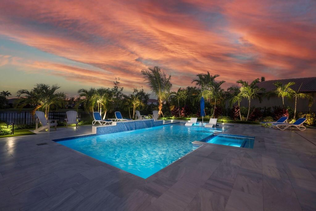 Photo of 132 Steeple Circle, Jupiter, FL 33458 (MLS # R11087319)