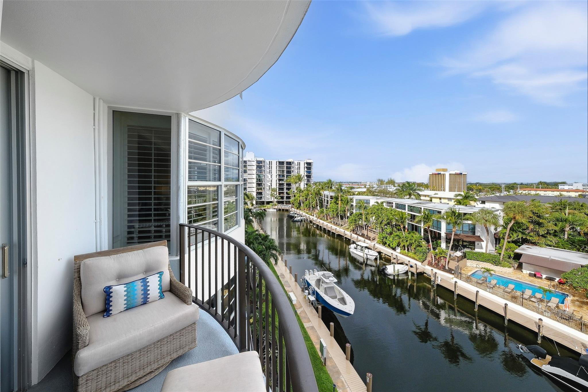 3051 NE 48th Street 509