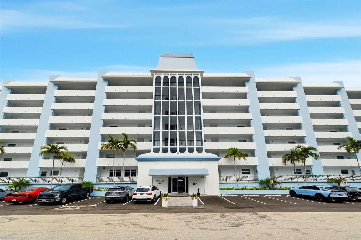 Ridgeview Towers - Residential