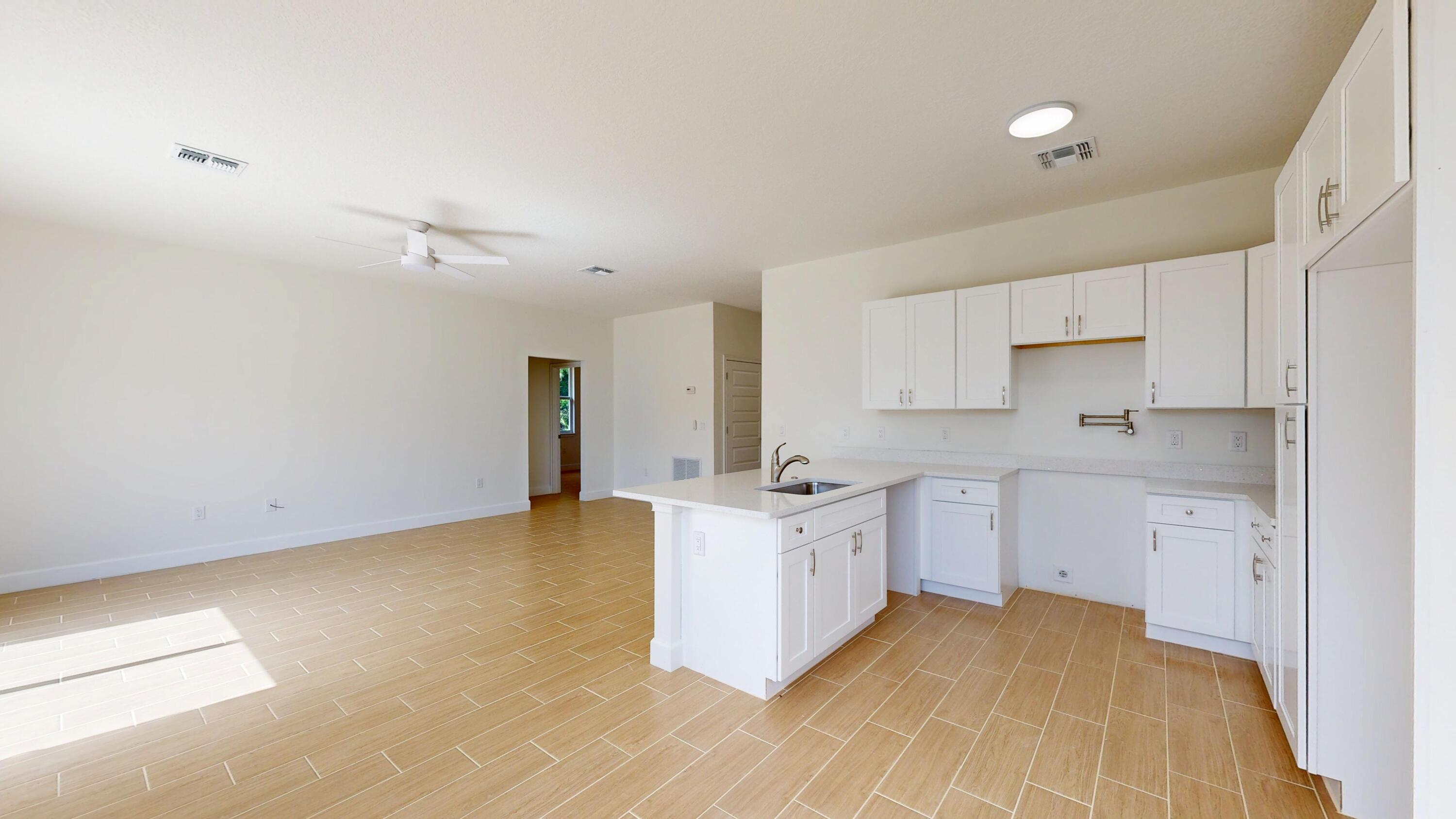 VERO LAKE ESTATES UNIT N - Residential