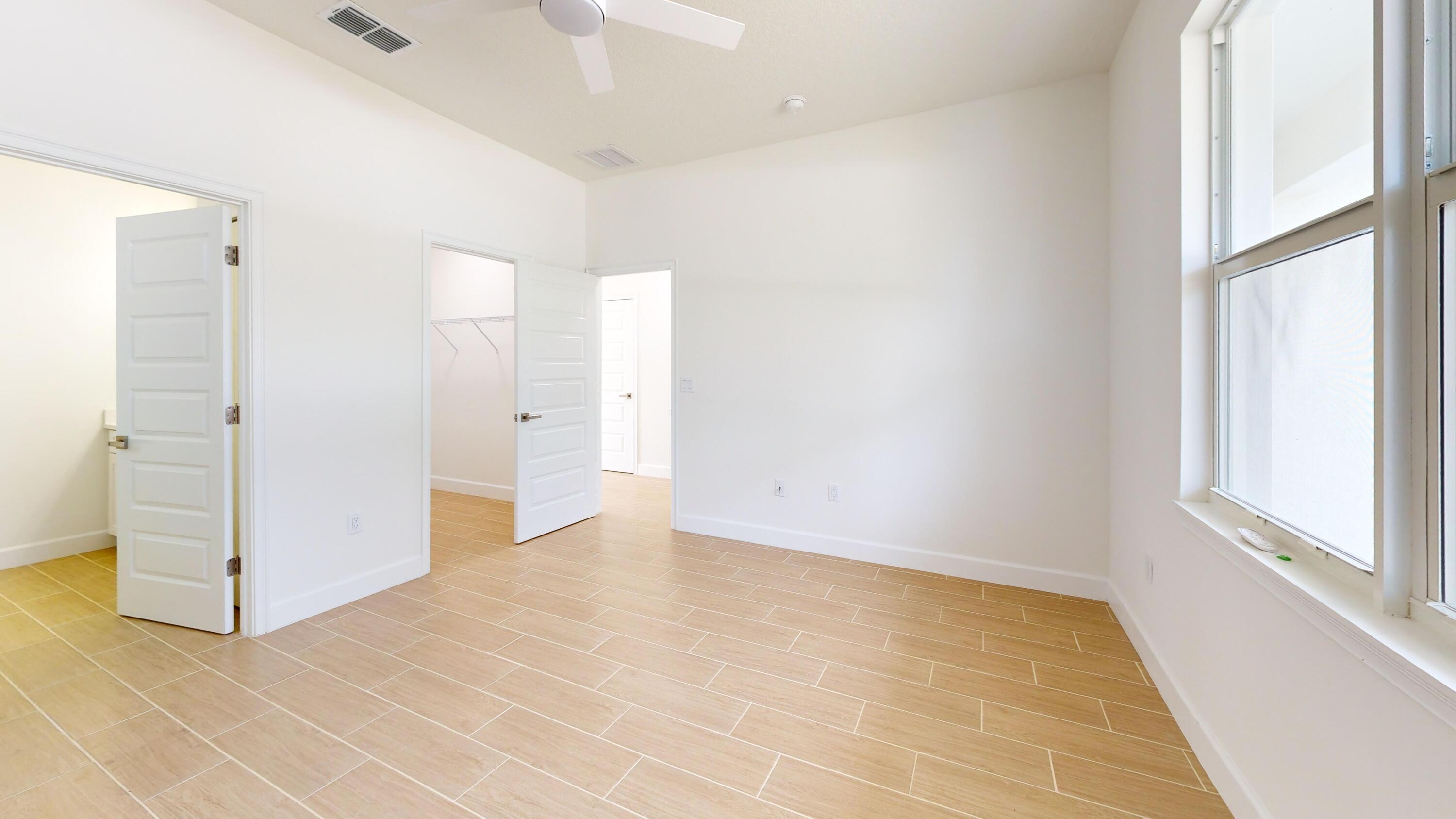 VERO LAKE ESTATES UNIT N - Residential