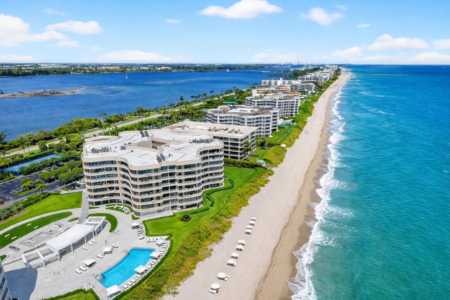 ATRIUMS OF PALM BEACH CONDO - Residential