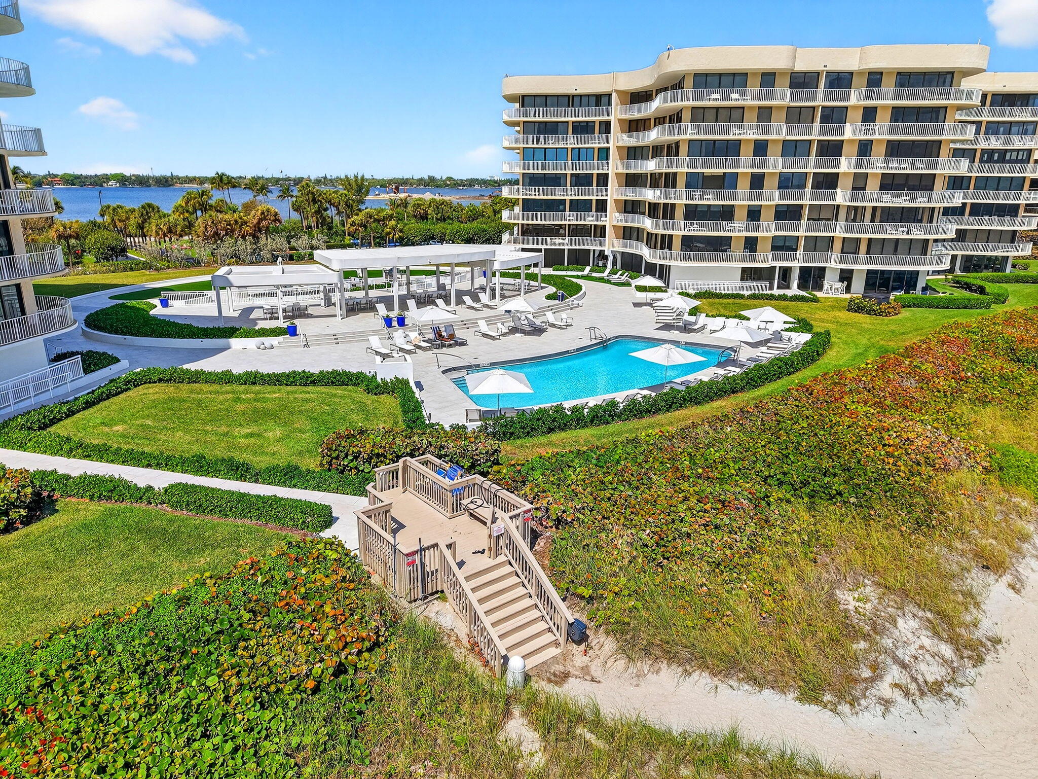 ATRIUMS OF PALM BEACH CONDO - Residential