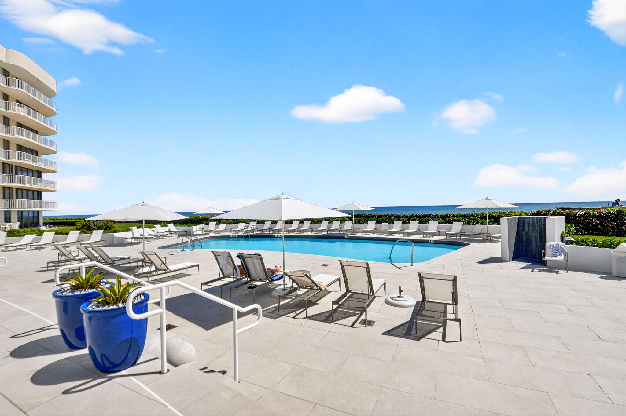 ATRIUMS OF PALM BEACH CONDO - Residential