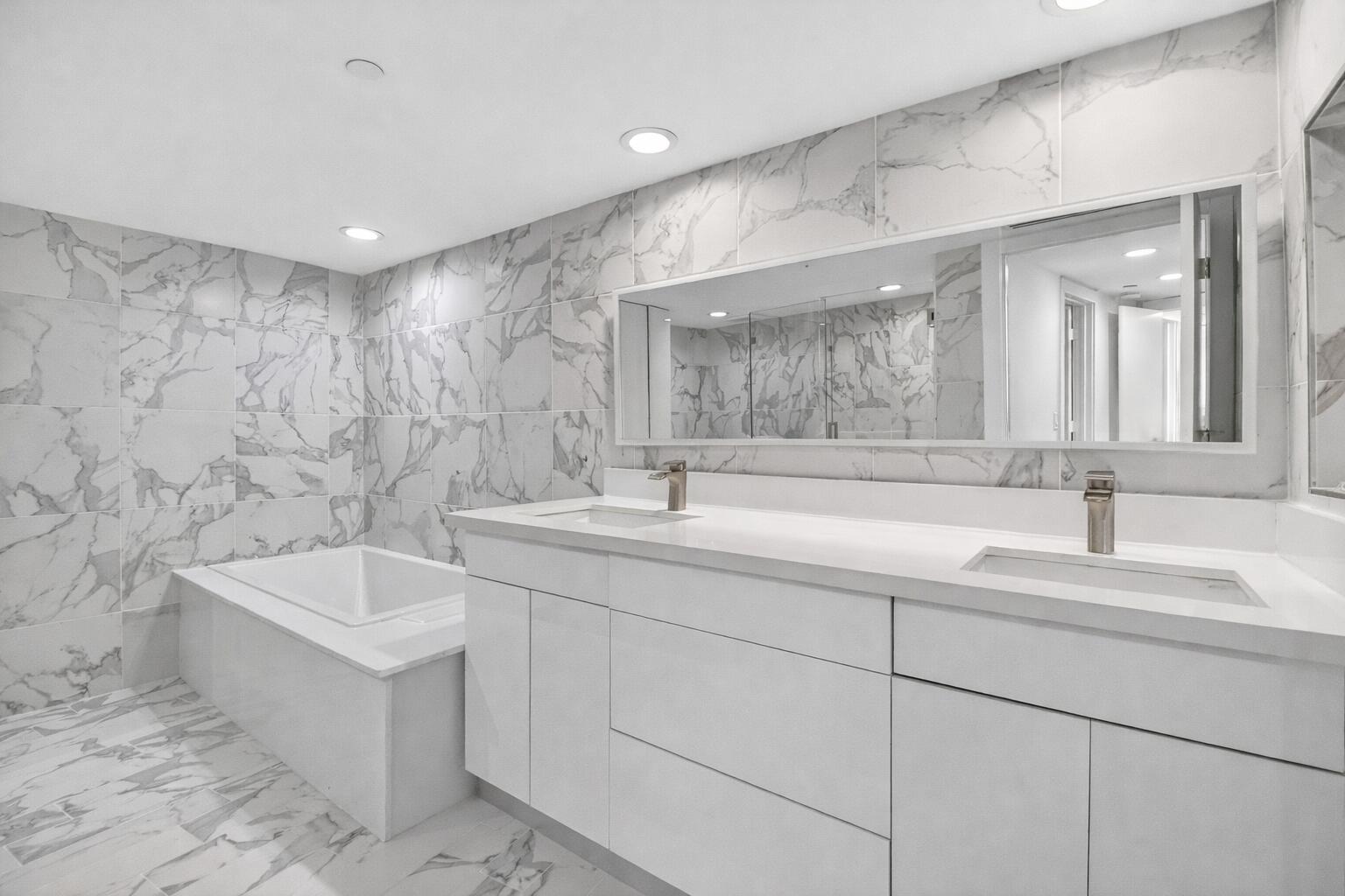 ATRIUMS OF PALM BEACH CONDO - Residential