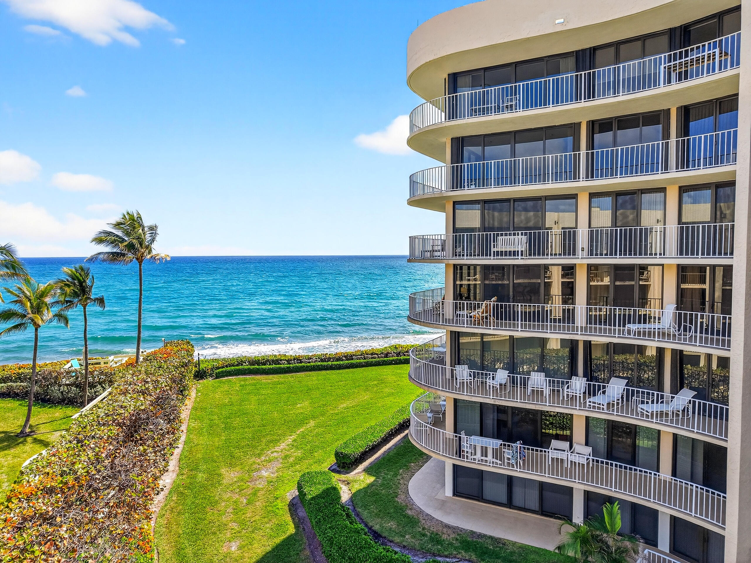 ATRIUMS OF PALM BEACH CONDO - Residential