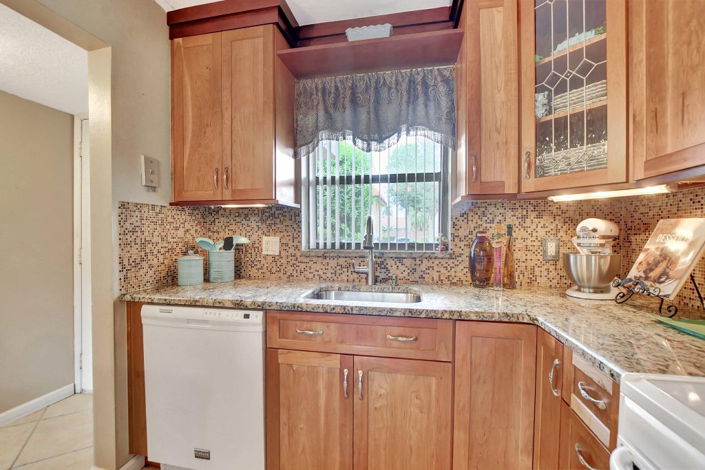 Photo of 21905 Lake Forest 102 Circle #102, Boca Raton, FL 33433 (MLS # R11045414)