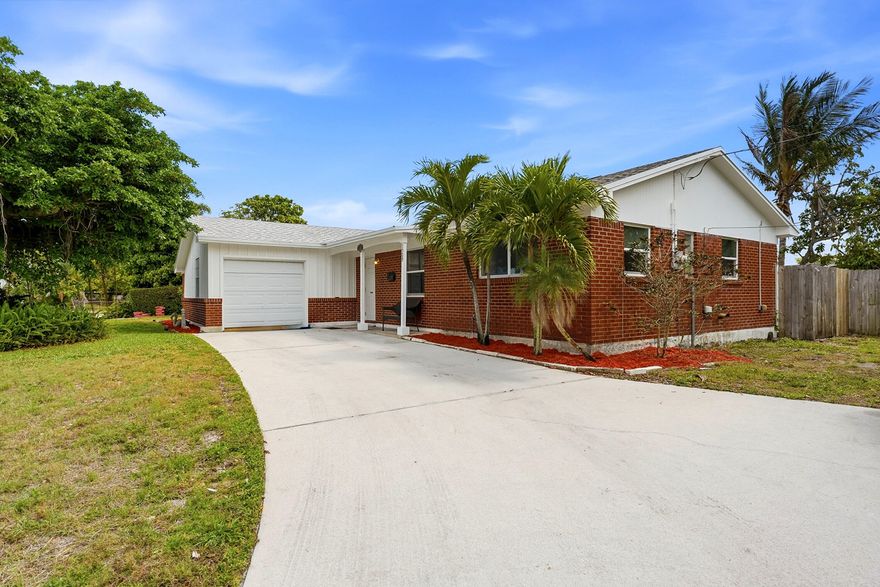 Home is available for showings only on the weekends for now.  Spacious lot with no HOA!  Call listing agent for all showings.  Don't miss out on this opportunity to own this 3 Bedroom/2 Bath, 1 Car Garage, Living Room, Dining Room, Large Family Room, Eat-in Kitchen, inside Utility Room with Washer/Dryer and extra storage. Step out and enjoy the spacious backyard FULLY Fenced!