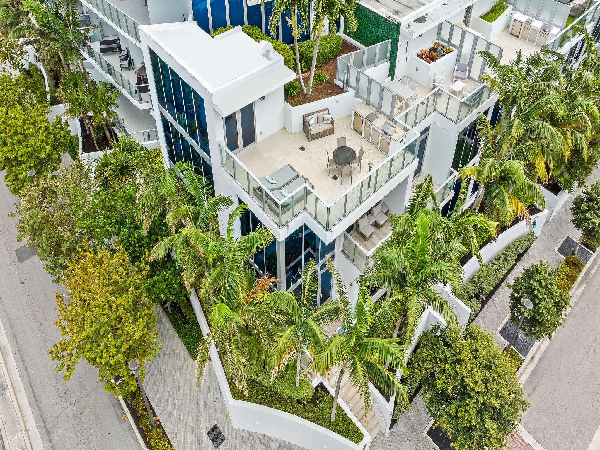 701 N Fort Lauderdale Beach Boulevard TH1