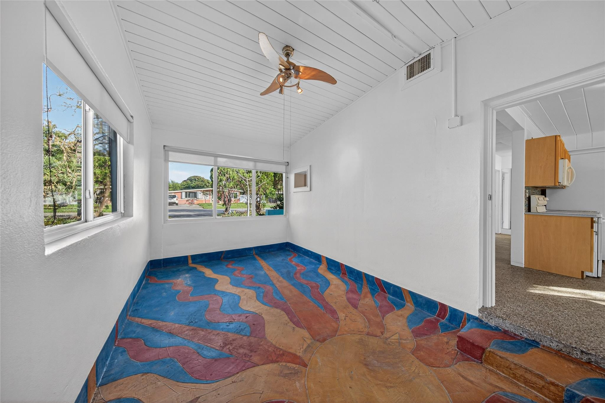 Rev Of Lauderdale Manors - Residential