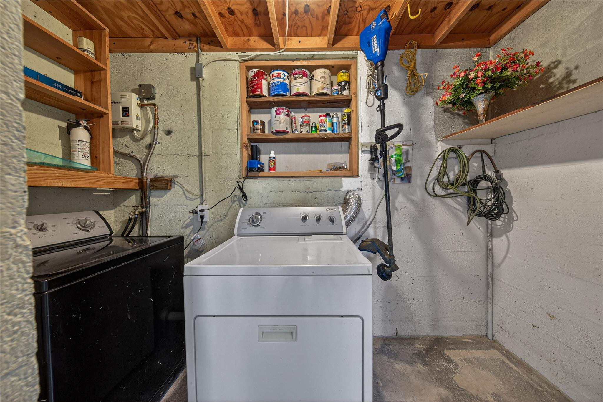 Rev Of Lauderdale Manors - Residential