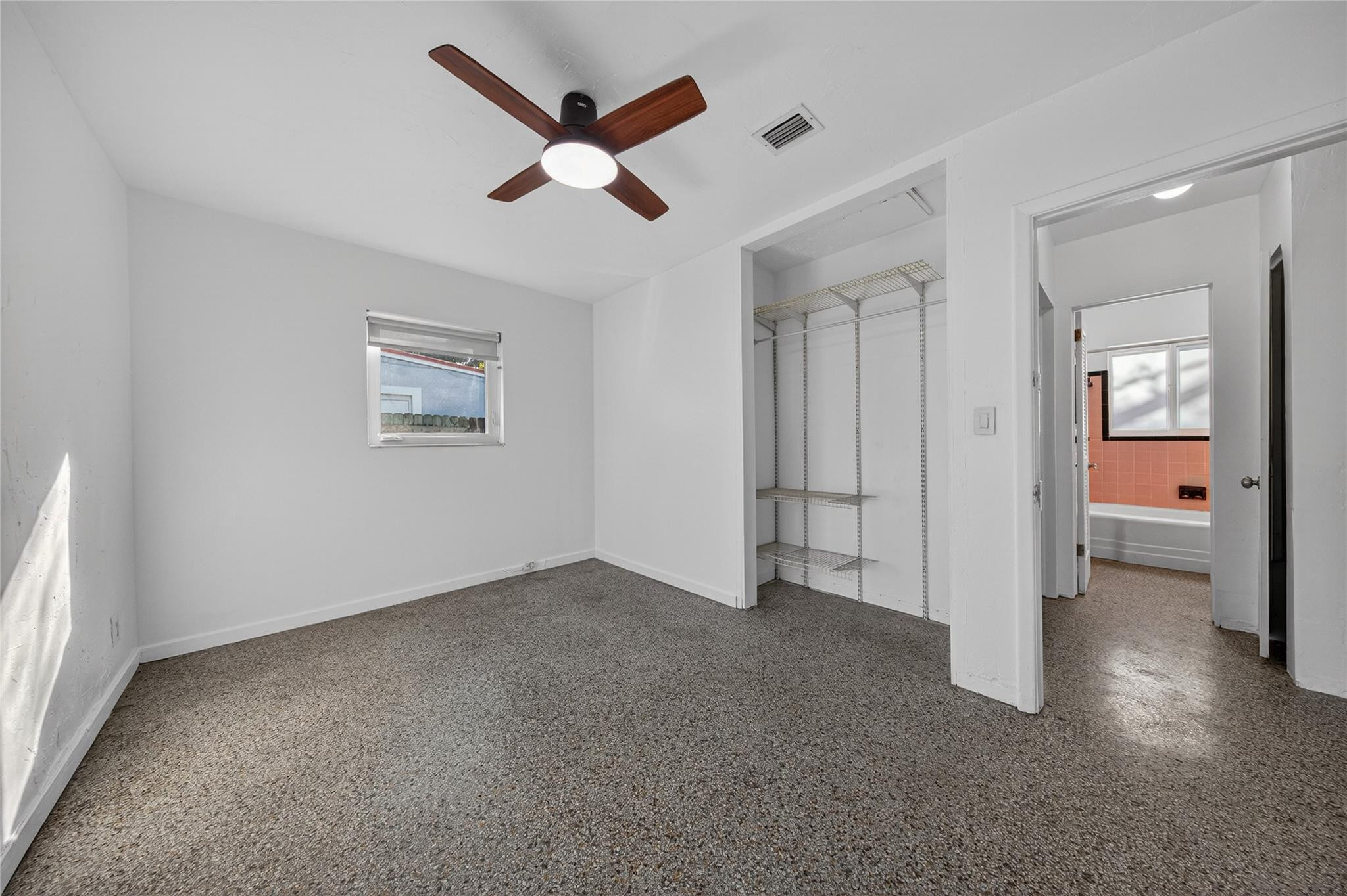 Rev Of Lauderdale Manors - Residential