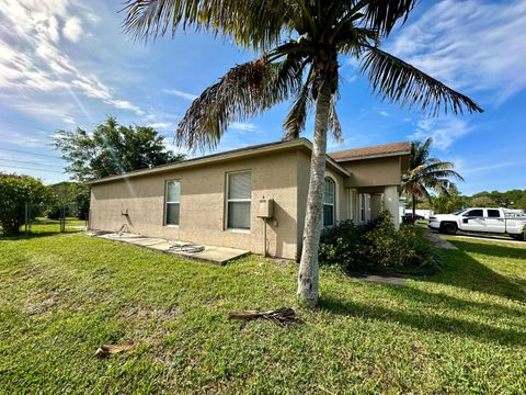 A home in Port St Lucie