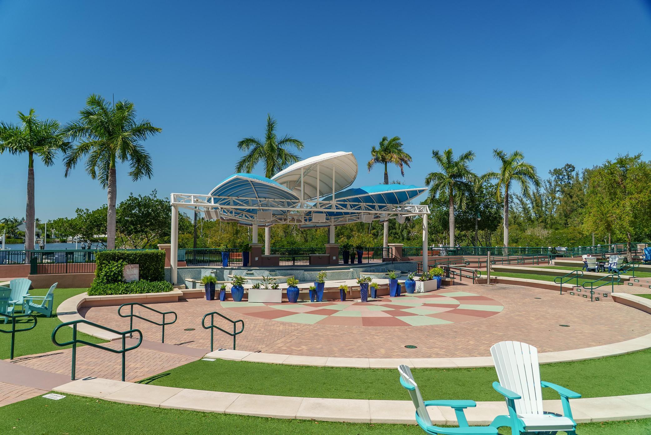 BANYAN GROVES AT HOBE SOUND - Residential
