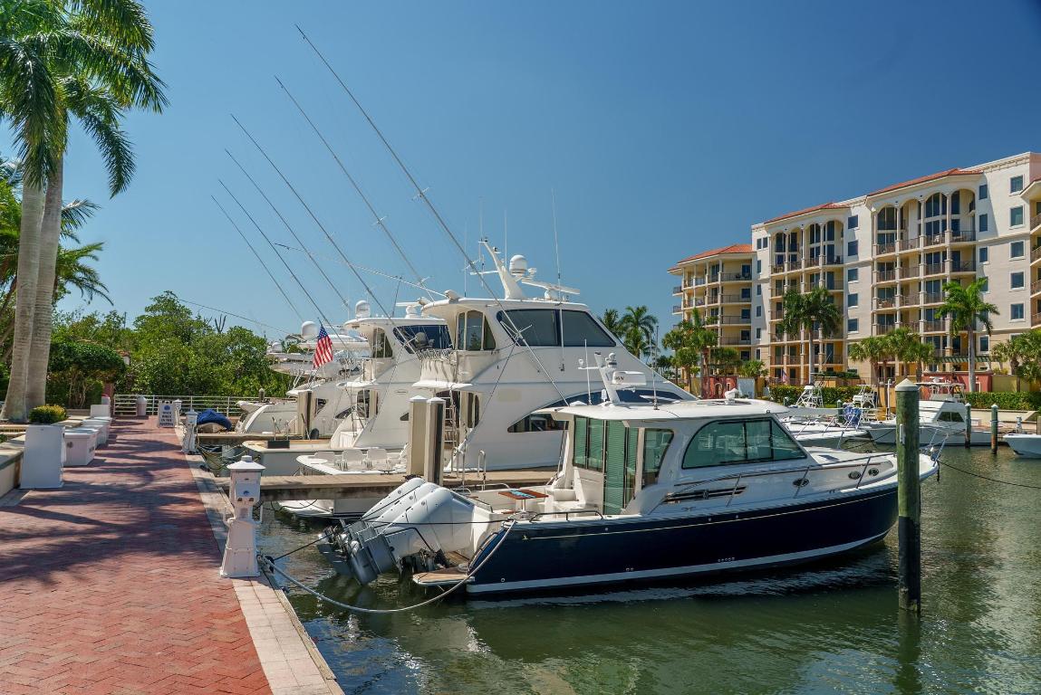 BANYAN GROVES AT HOBE SOUND - Residential