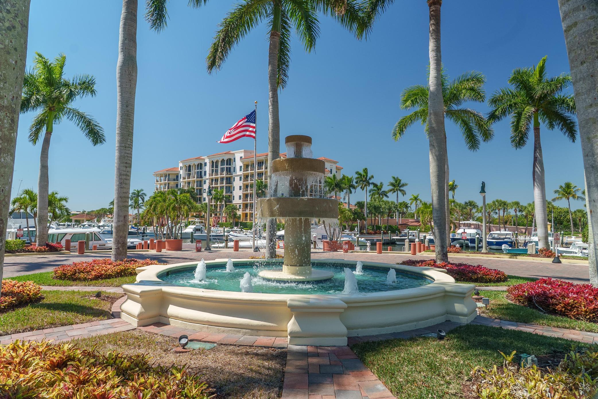 BANYAN GROVES AT HOBE SOUND - Residential