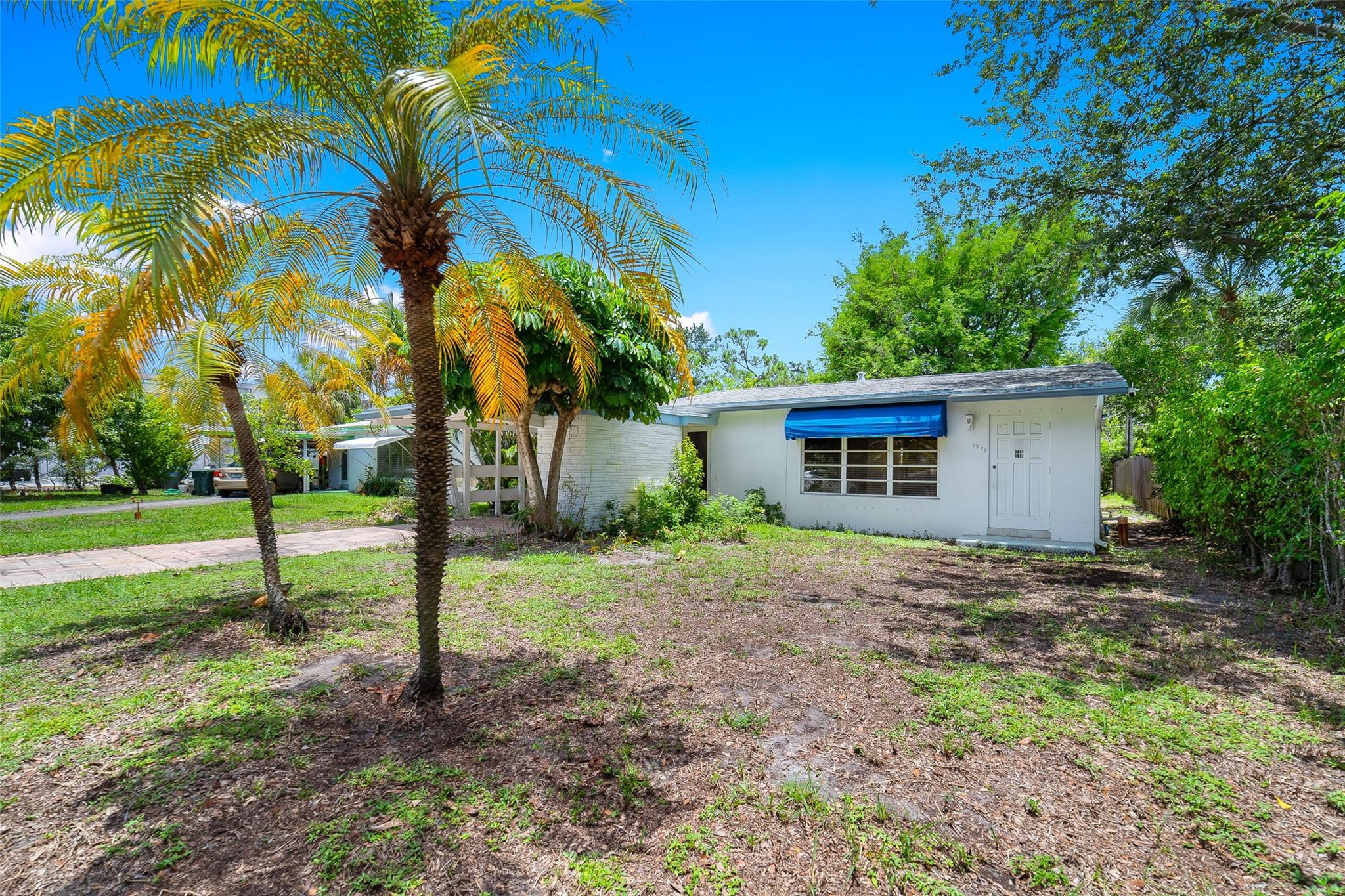 Fully remodeled home featuring brand new appliances, a modern kitchen, updated bathroom, and new flooring throughout. Fully fenced in backyard perfect for pets! Includes a carport and is ideally located in the heart of Oakland Park—right across from the library and Funky Buddha Brewery, and multiple restaurants, parks, and more just seconds away!