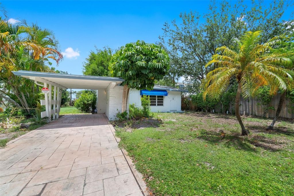 Photo of 1273 NE 37 Street, Oakland Park, FL 33334 (MLS # F10515809)