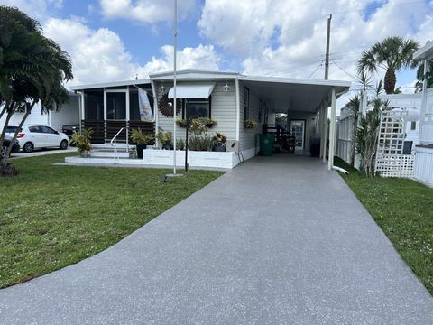 8661 SW 18th Place Davie FL 33324