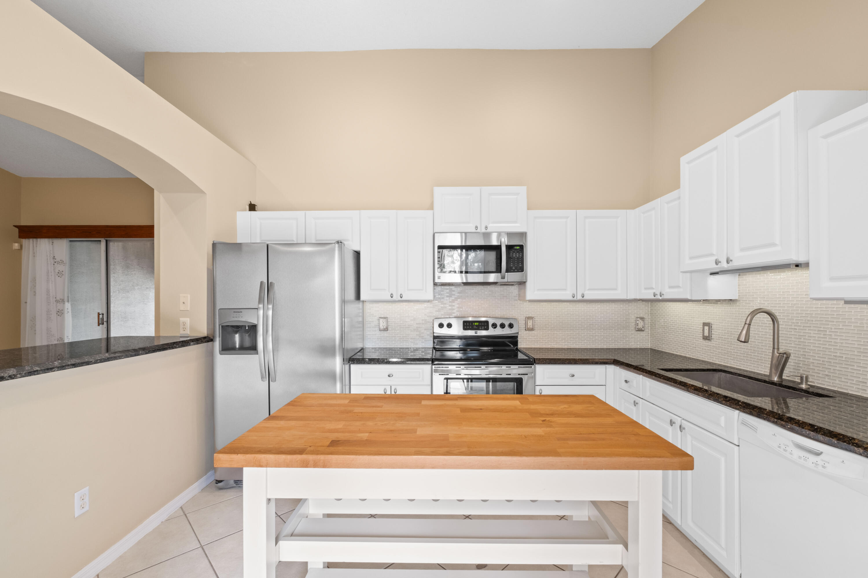 ANDROS ISLE PAR F - Residential