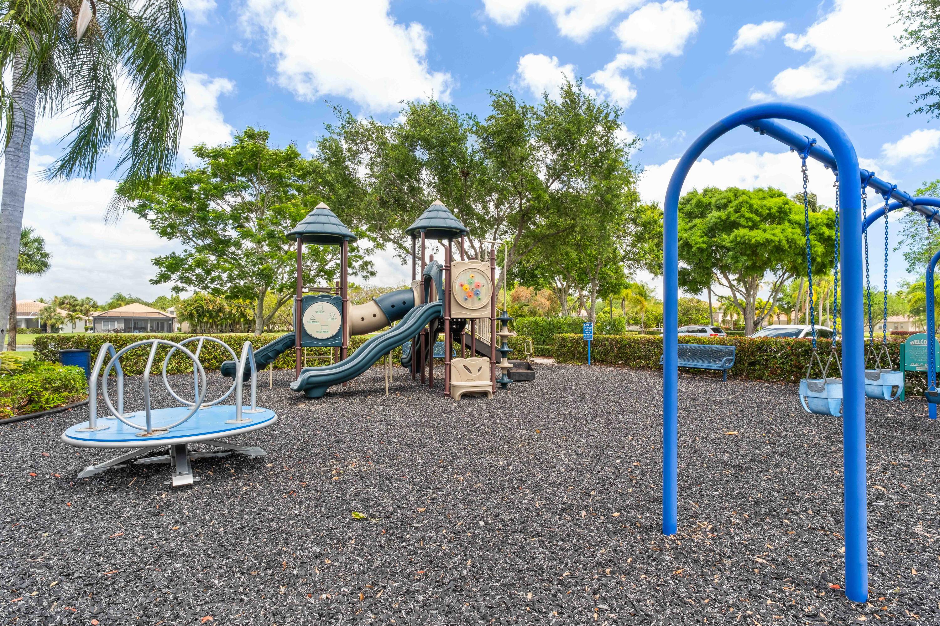 ANDROS ISLE PAR F - Residential