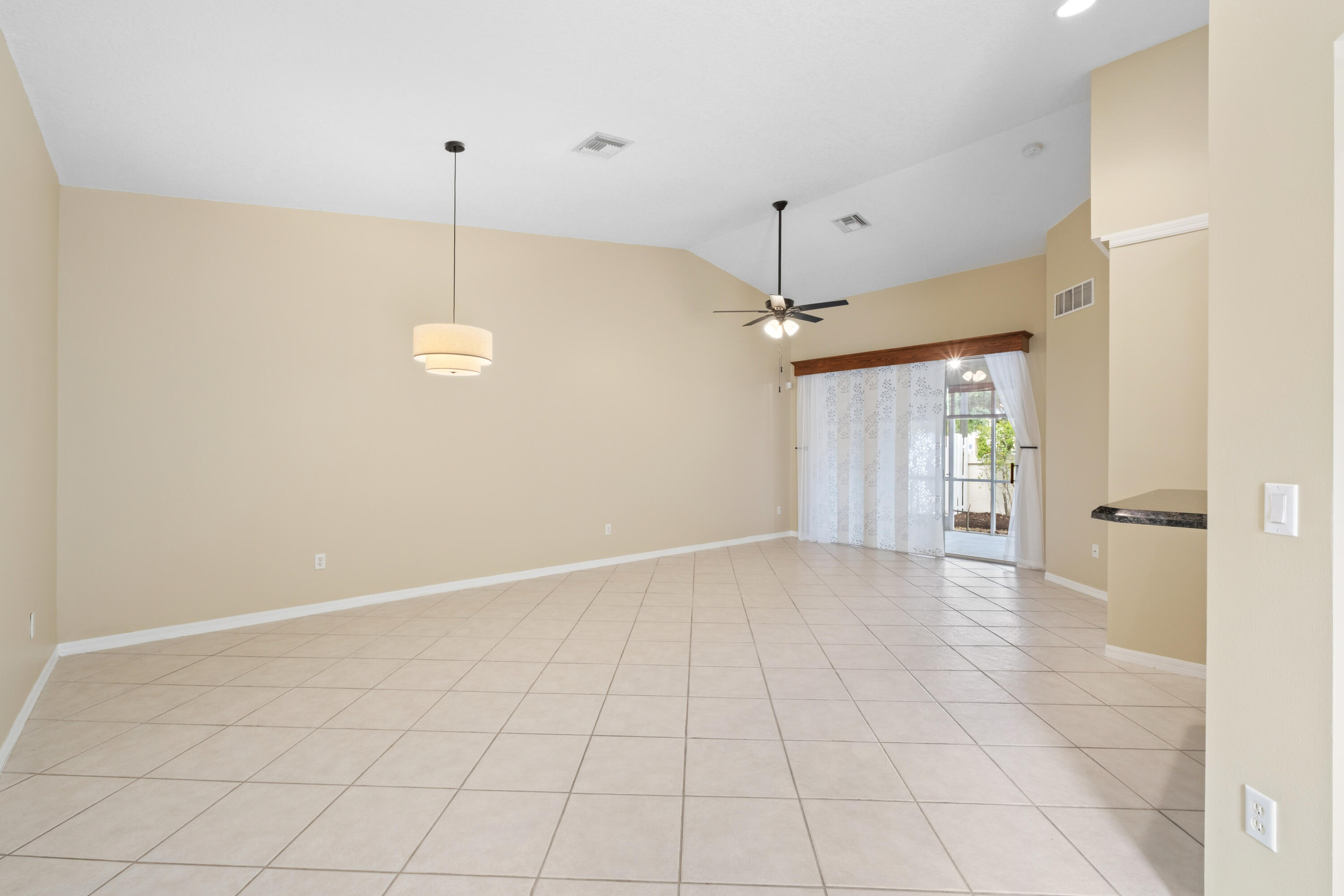 ANDROS ISLE PAR F - Residential