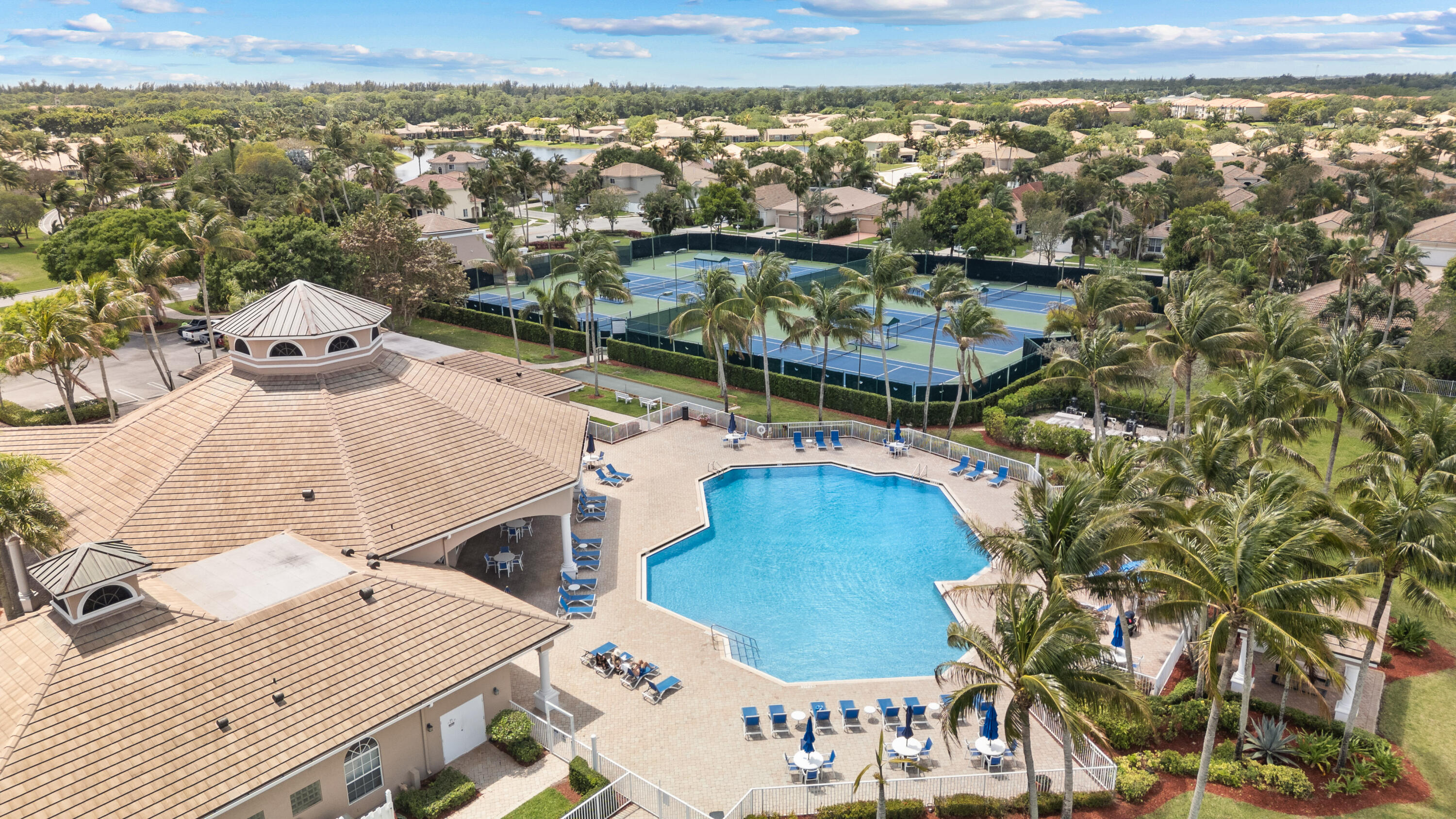 ANDROS ISLE PAR F - Residential