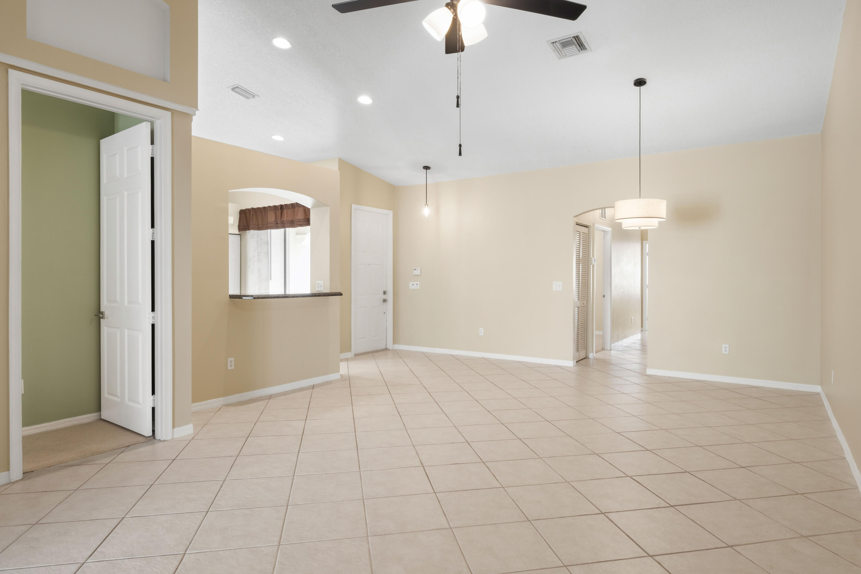 ANDROS ISLE PAR F - Residential