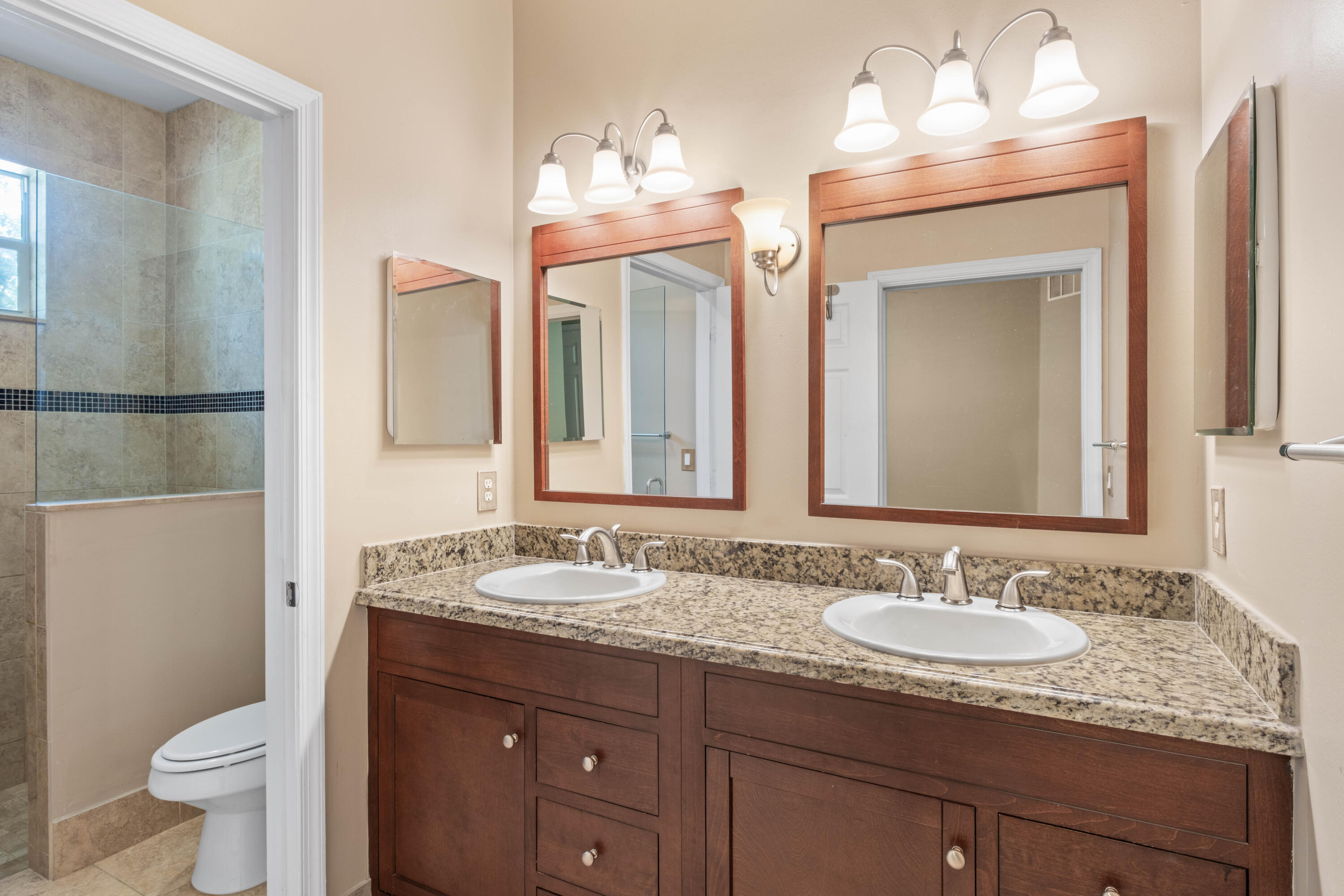 ANDROS ISLE PAR F - Residential