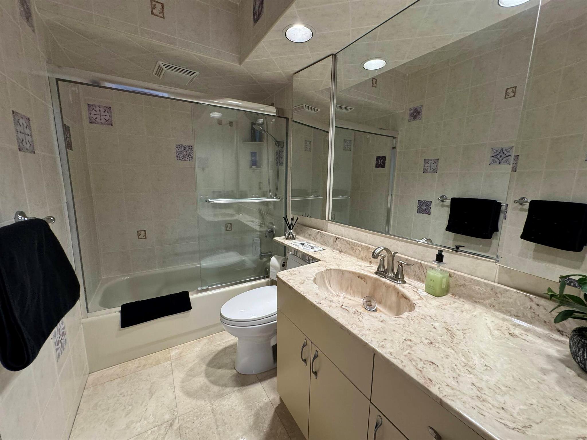 Oakland Park - Residential Lease