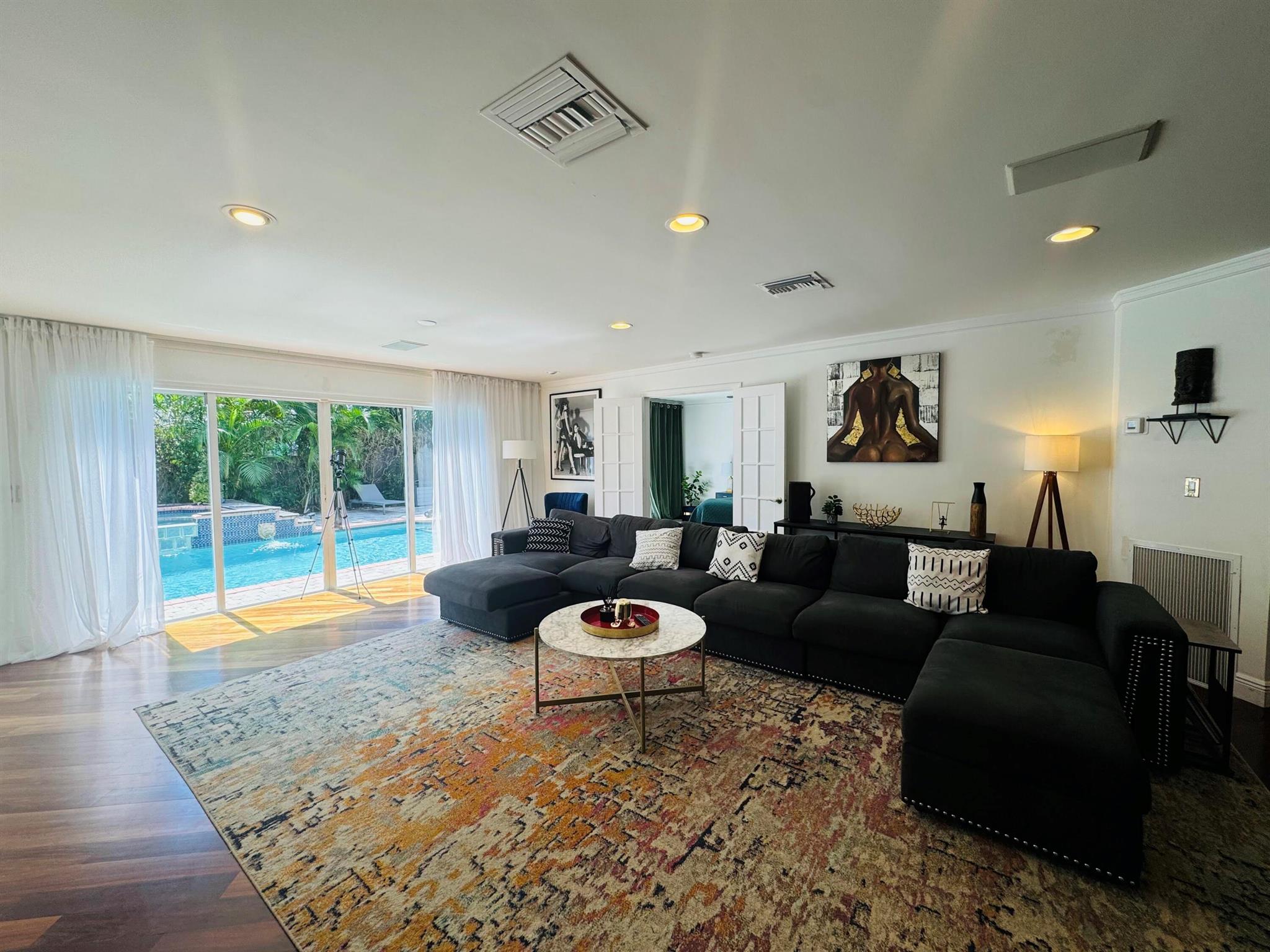 Oakland Park - Residential Lease