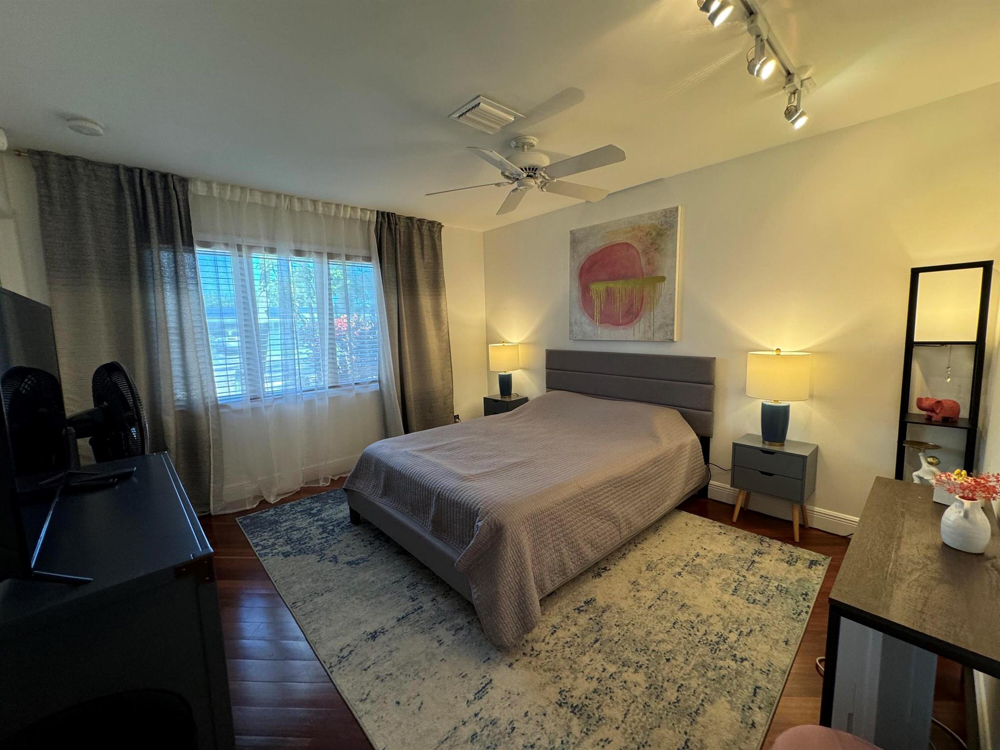 Oakland Park - Residential Lease