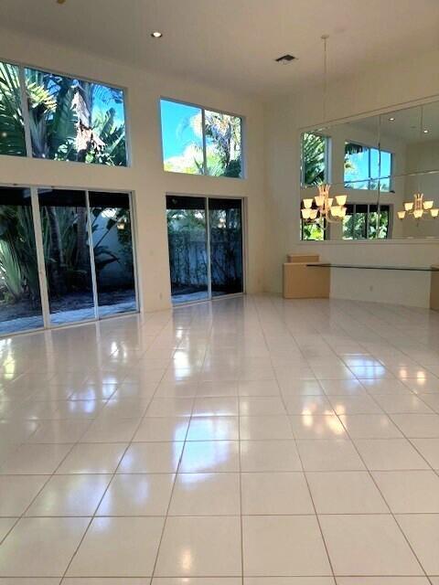 CLUBSIDE AT WOODFIELD COU - Residential