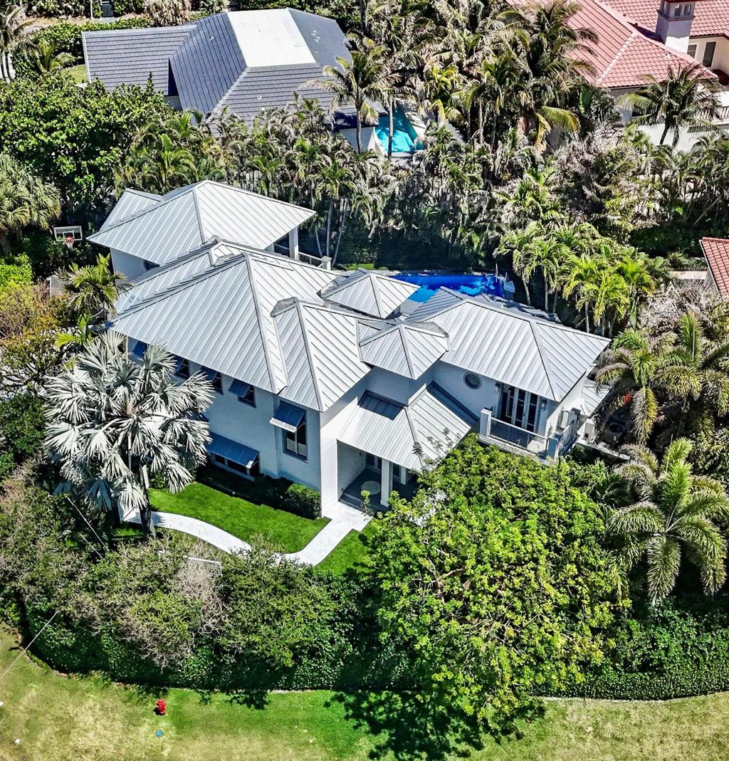 Photo of 5907 N Ocean Boulevard, Ocean Ridge, FL 33435 (MLS # R10978914)