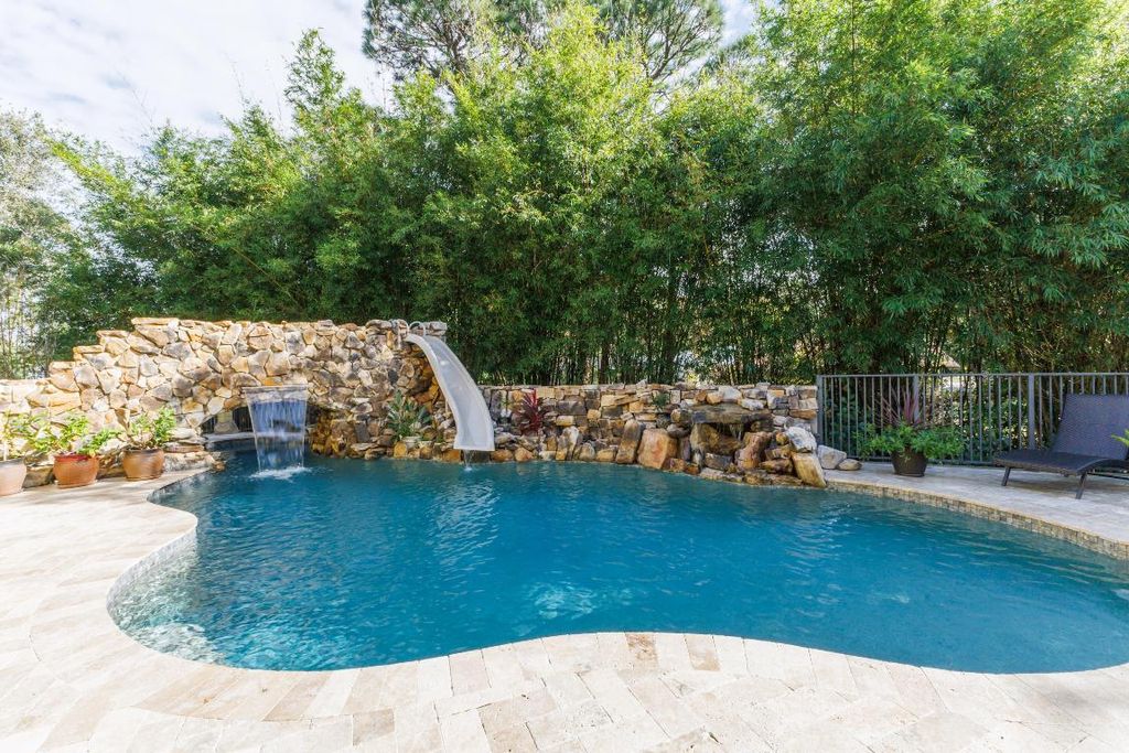 Photo of 6431 53rd Circle, Vero Beach, FL 32967 (MLS # R10955439)