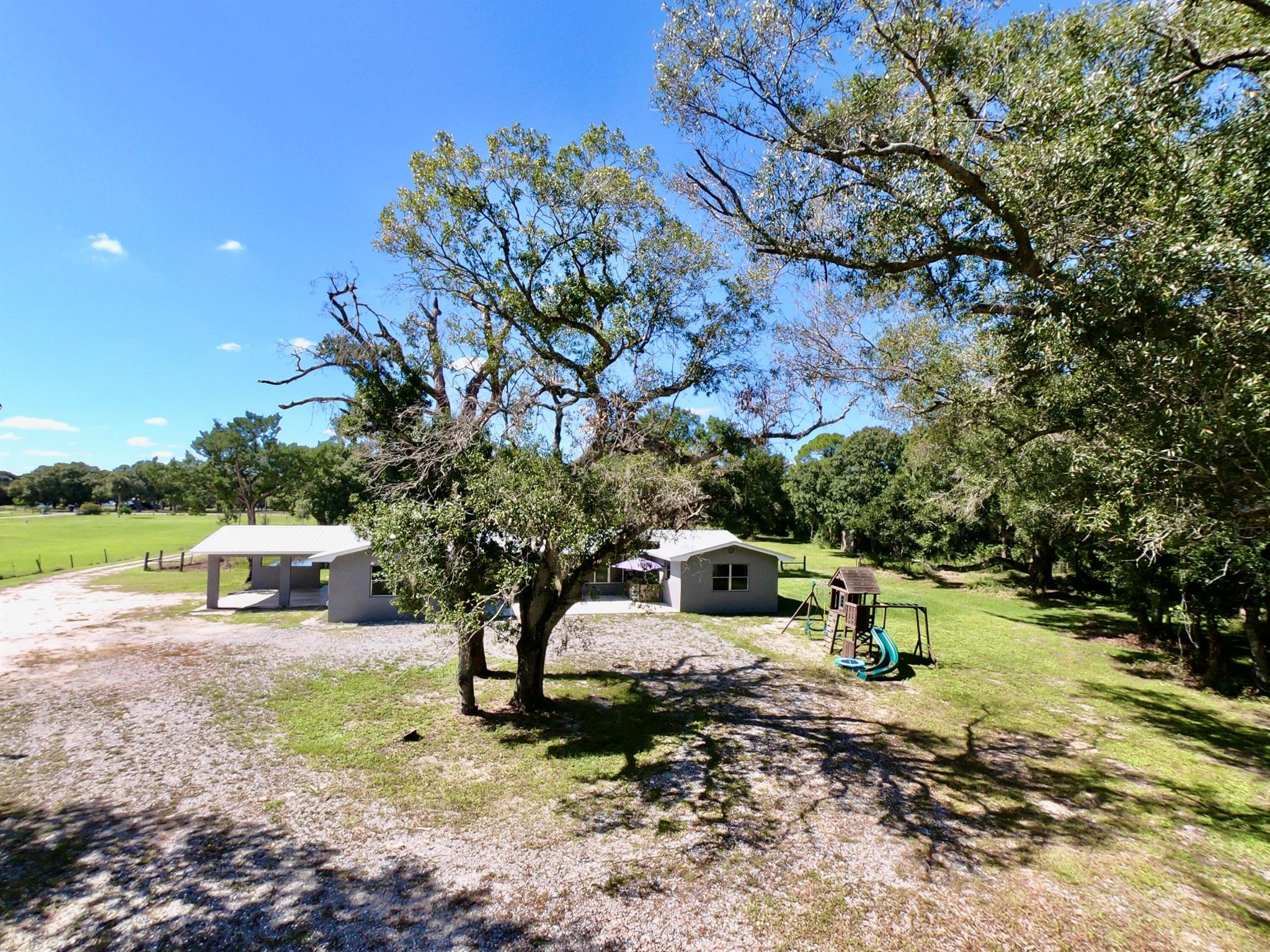 LAZY SEVEN RANCH ACRES - Residential
