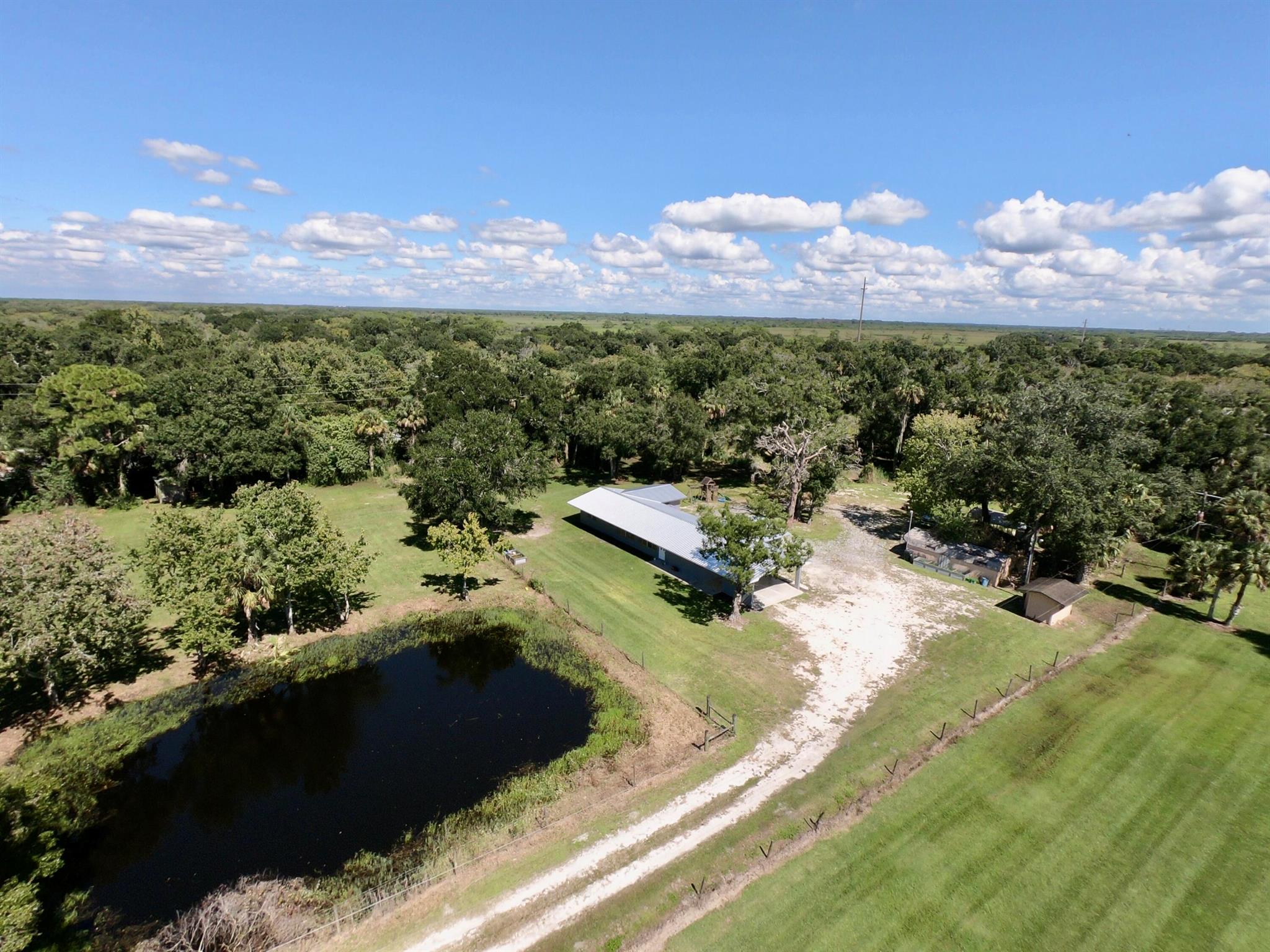 LAZY SEVEN RANCH ACRES - Residential