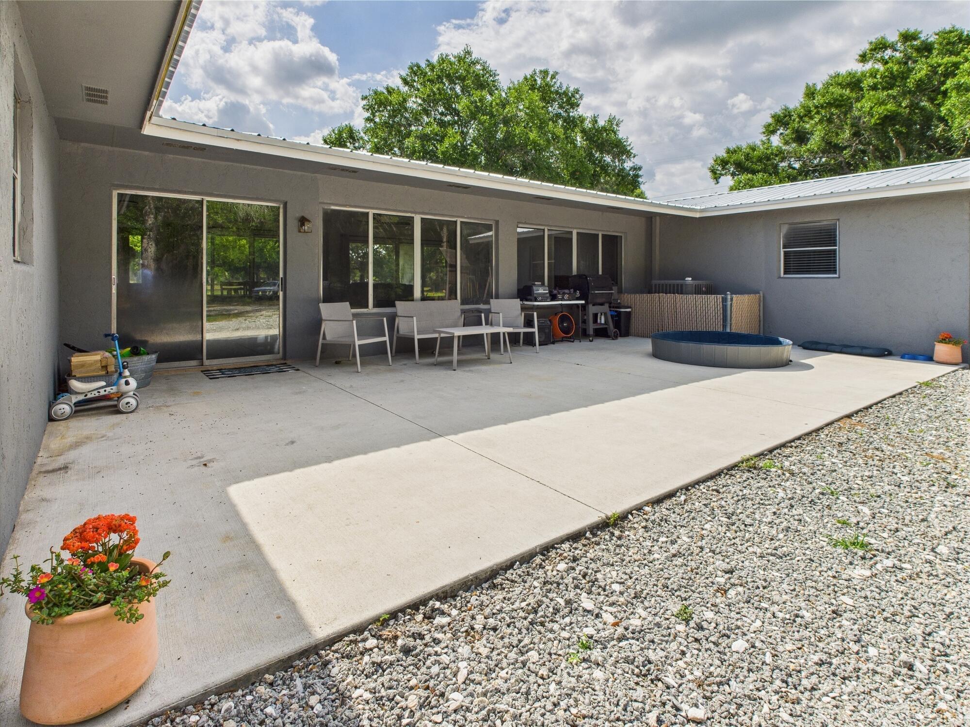LAZY SEVEN RANCH ACRES - Residential