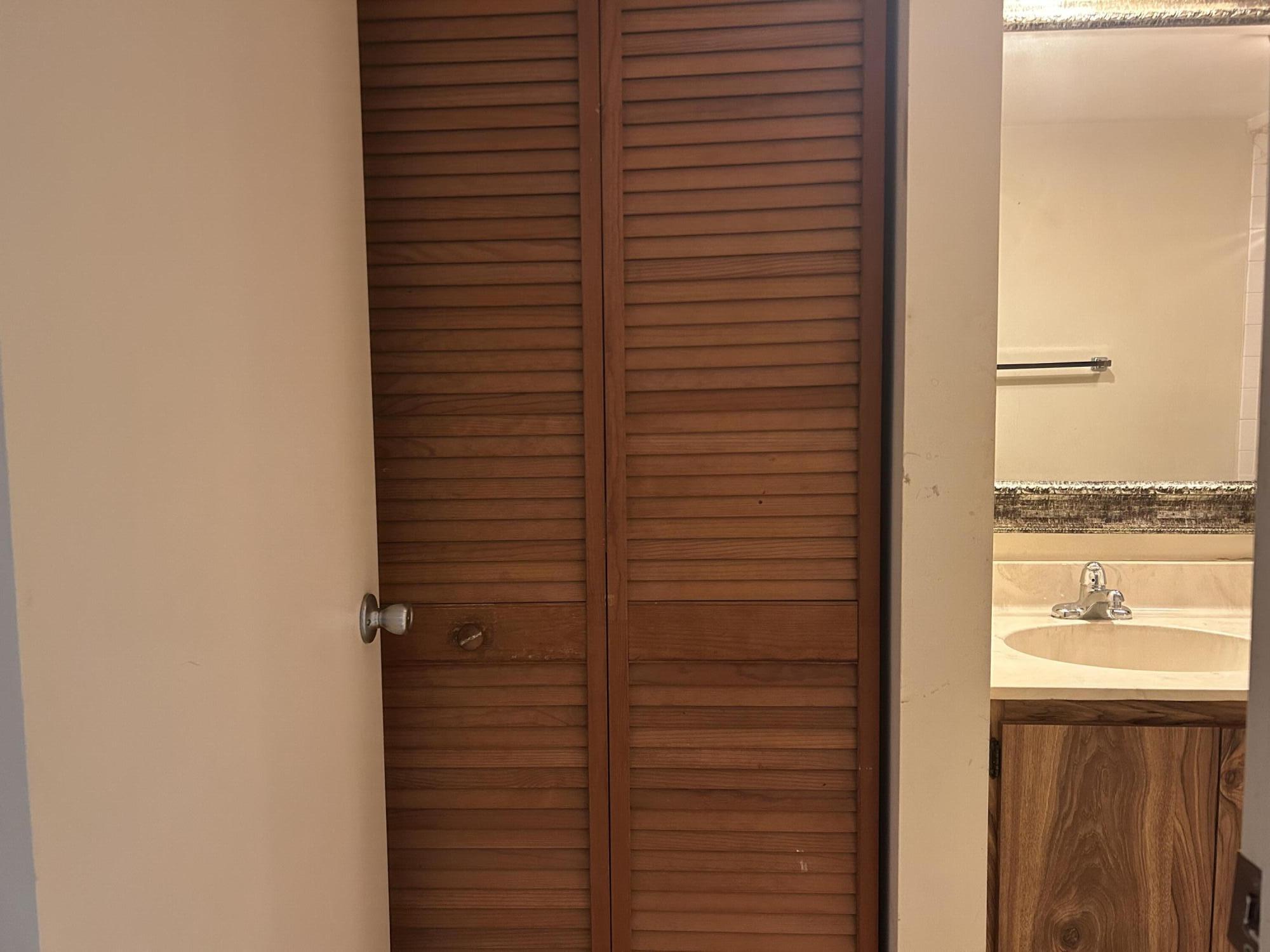 SHERWOOD LAKES - Residential