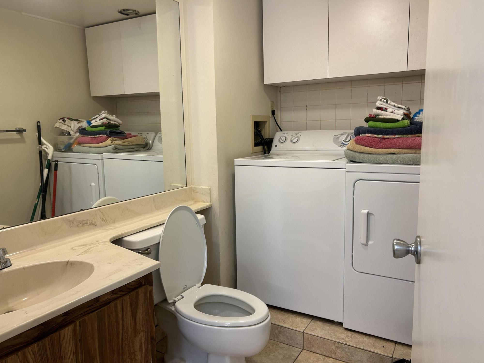 SHERWOOD LAKES - Residential